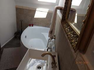 Гостевой дом Casa Cositorarului Boutique Pension Сигишоара-4